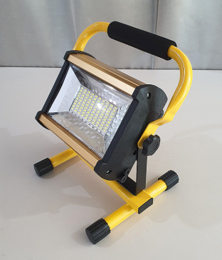 LED 충전식 이동형 투광기 100구 [100W]